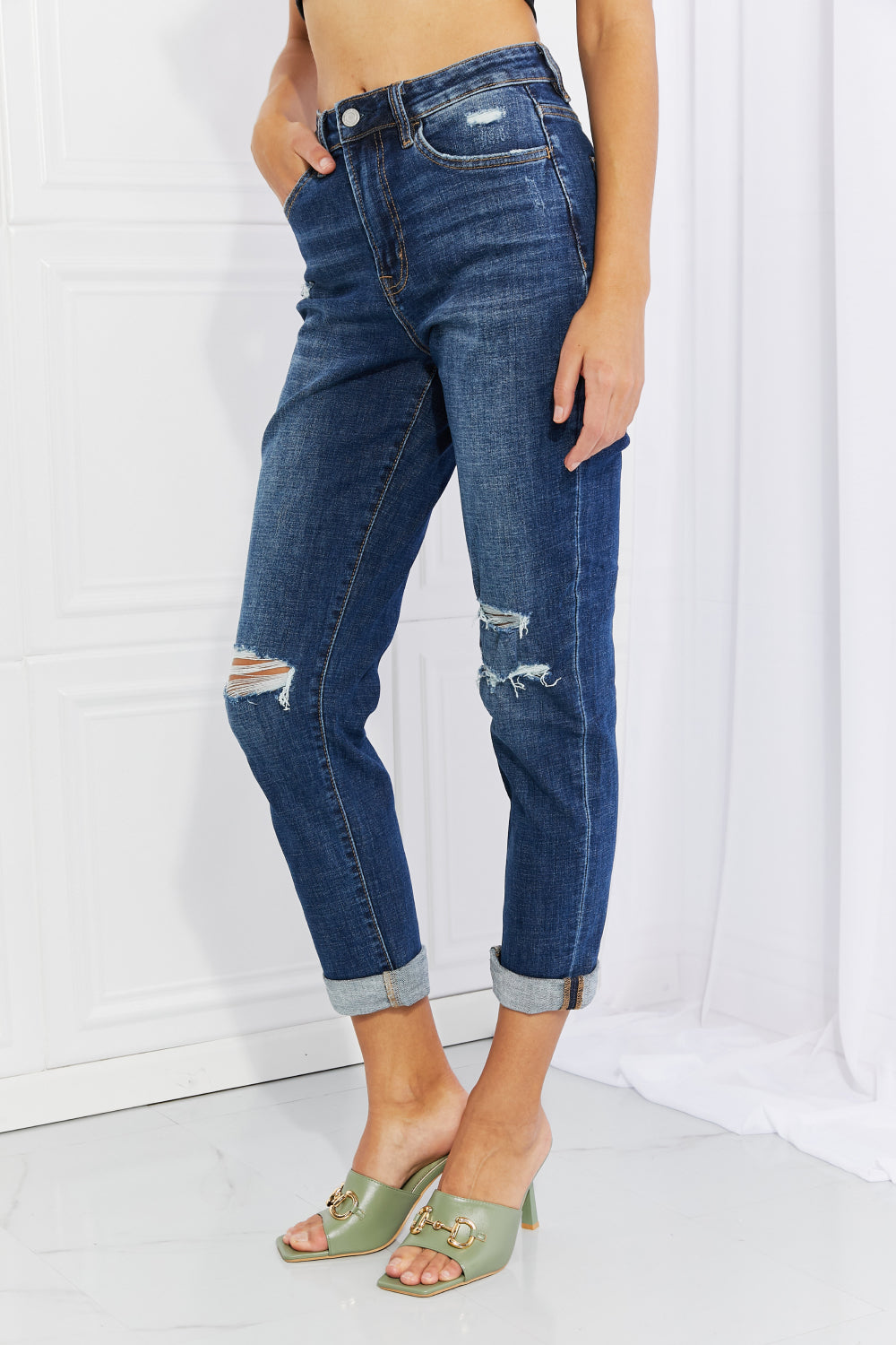 VERVET Full Size Distressed Cropped Jeans with Pockets