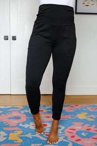 PREORDER: Haley Ruched Waist Legging in Black