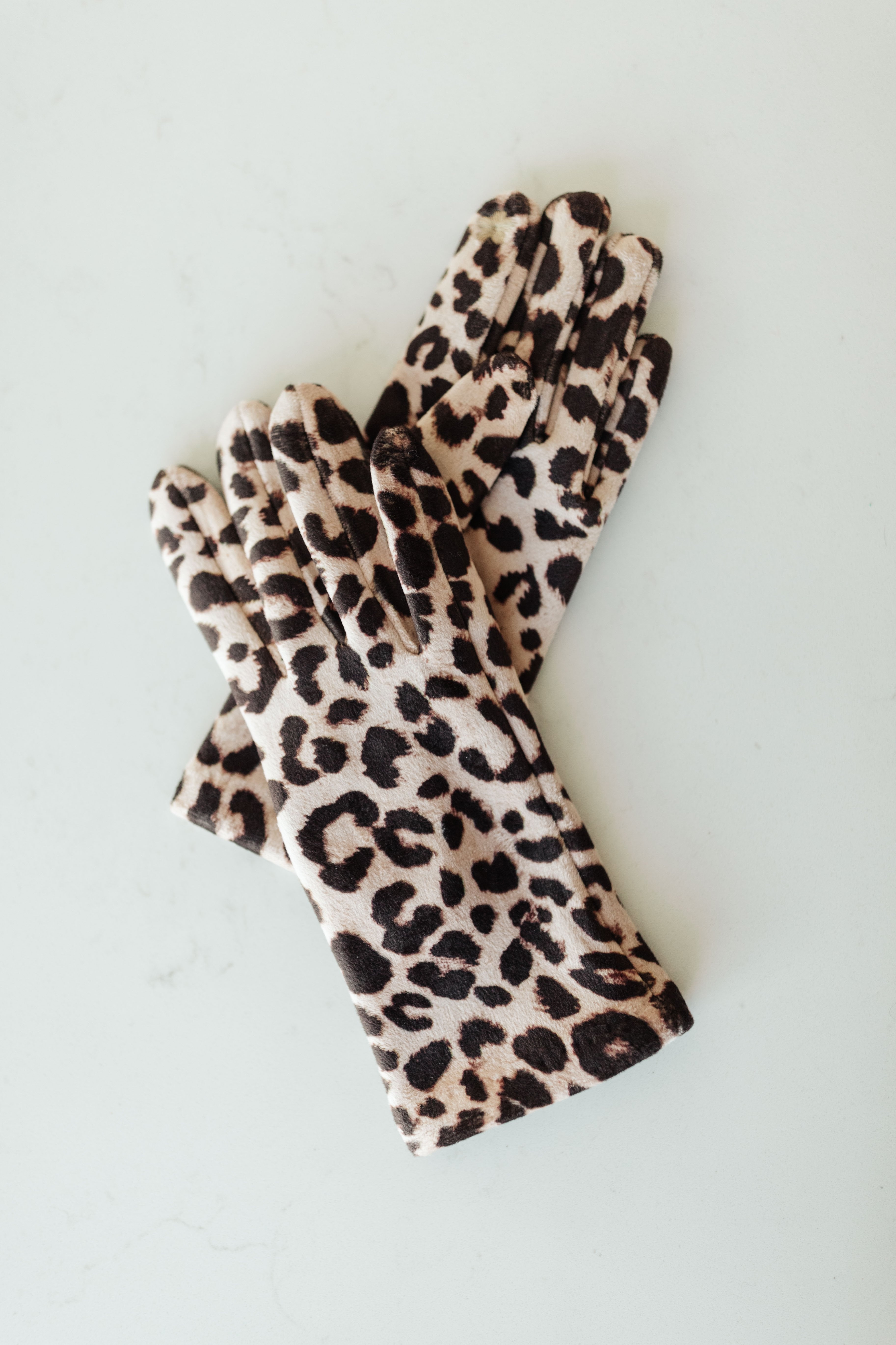 Baby It's Cold Gloves In Leopard