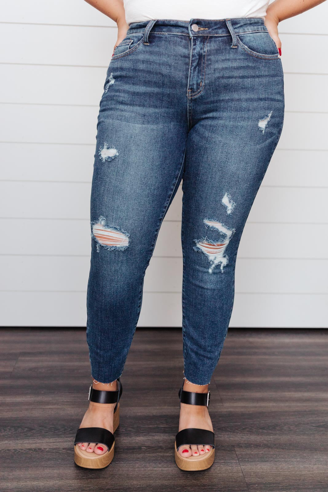 Vintage Indigo Cropped Skinny Jeans