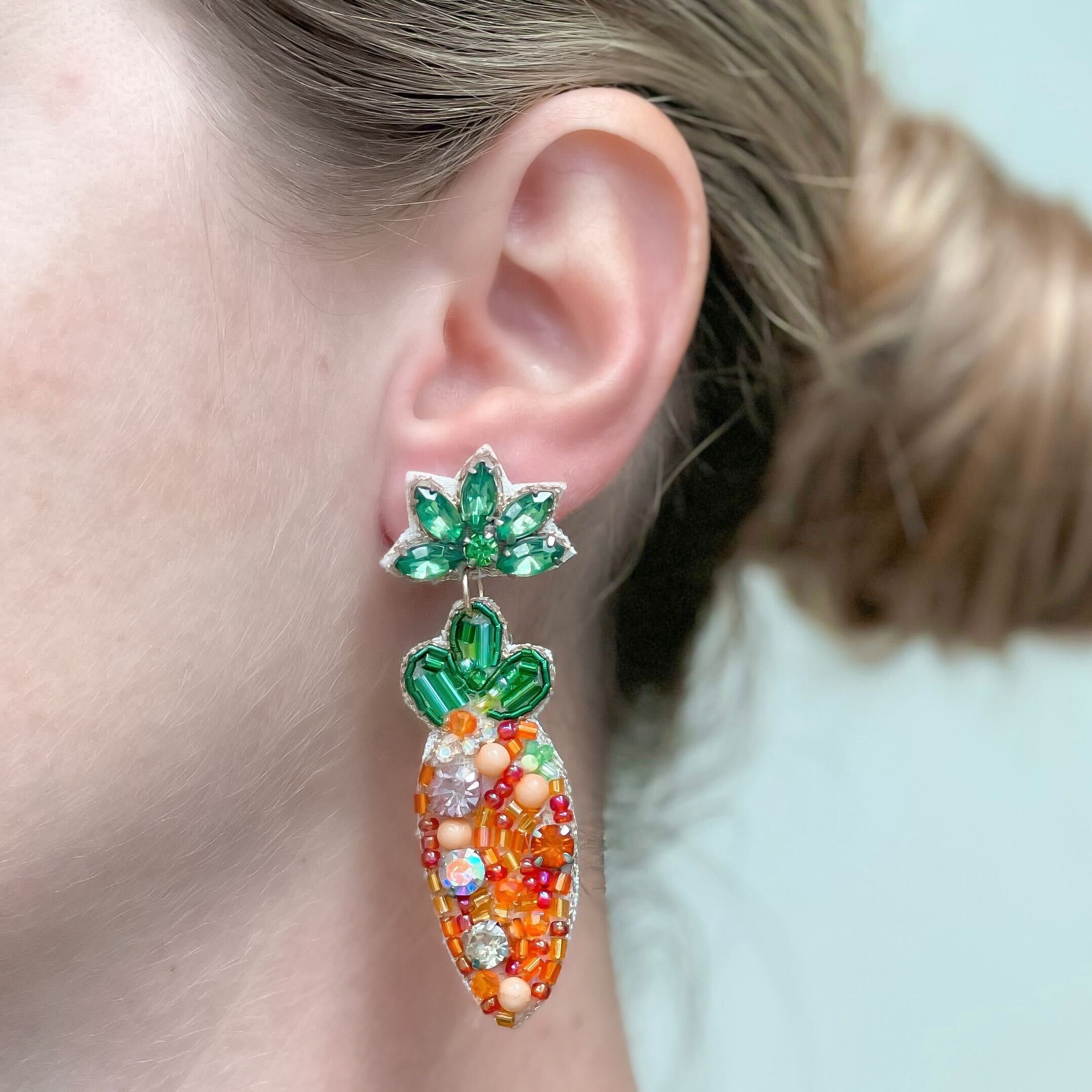 PREORDER: Easter Carrot Beaded Dangle Earrings