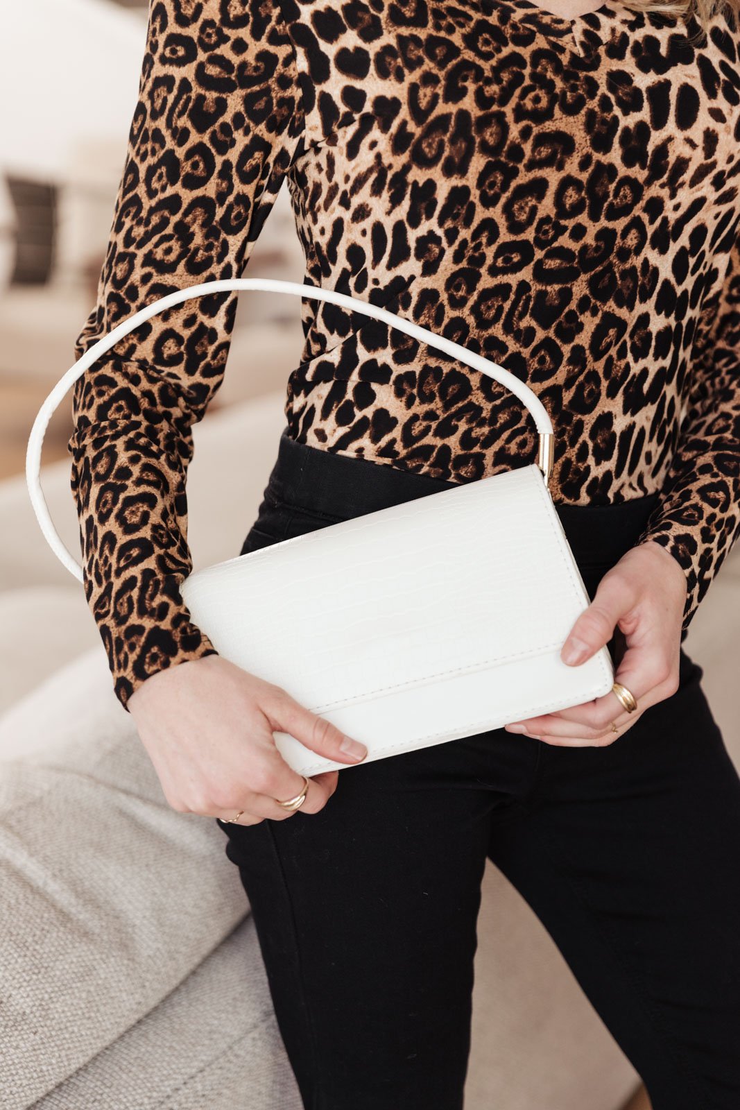 Chelsea Shoulder Bag in White