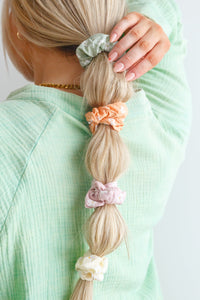 Daisy Day Hair Scrunchies