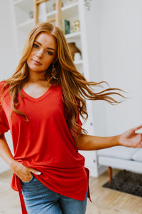 Easy Mornings V-Neck T-Shirt In Red