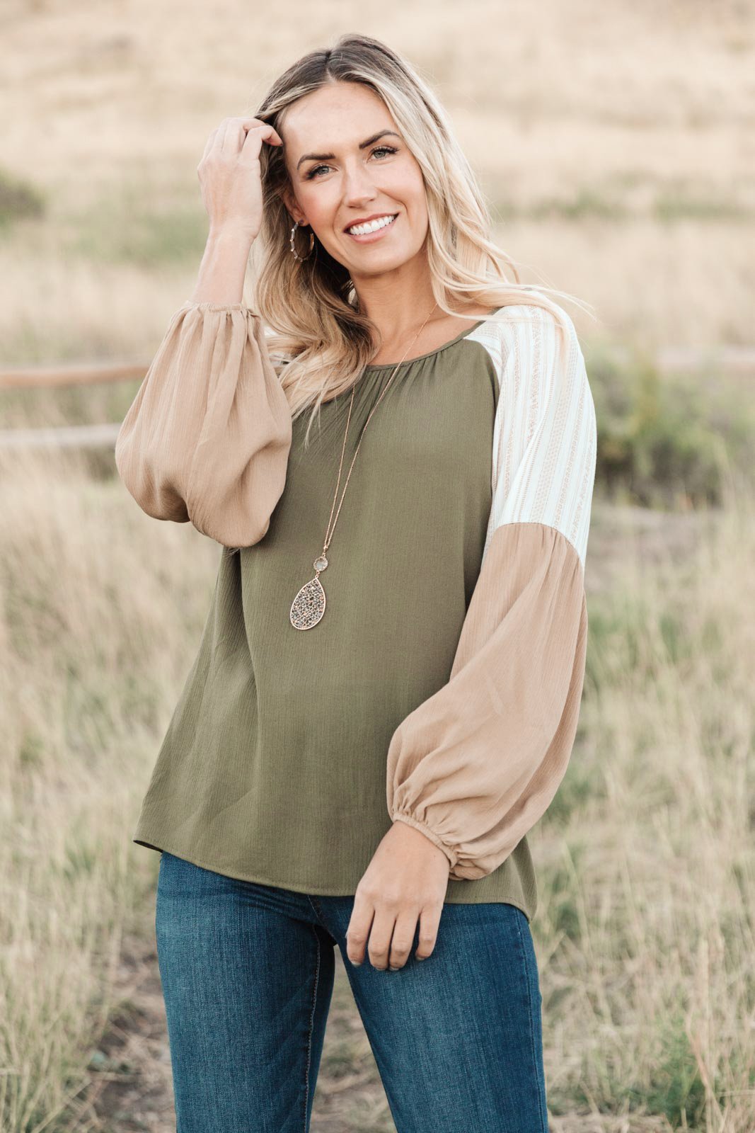 Fortuna Top in Olive