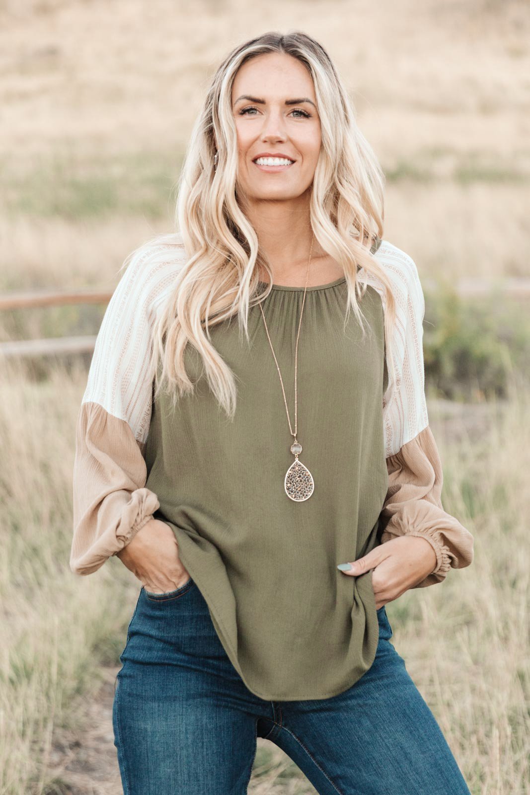 Fortuna Top in Olive