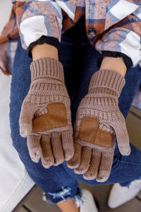 Got You Covered Knit Gloves In Taupe