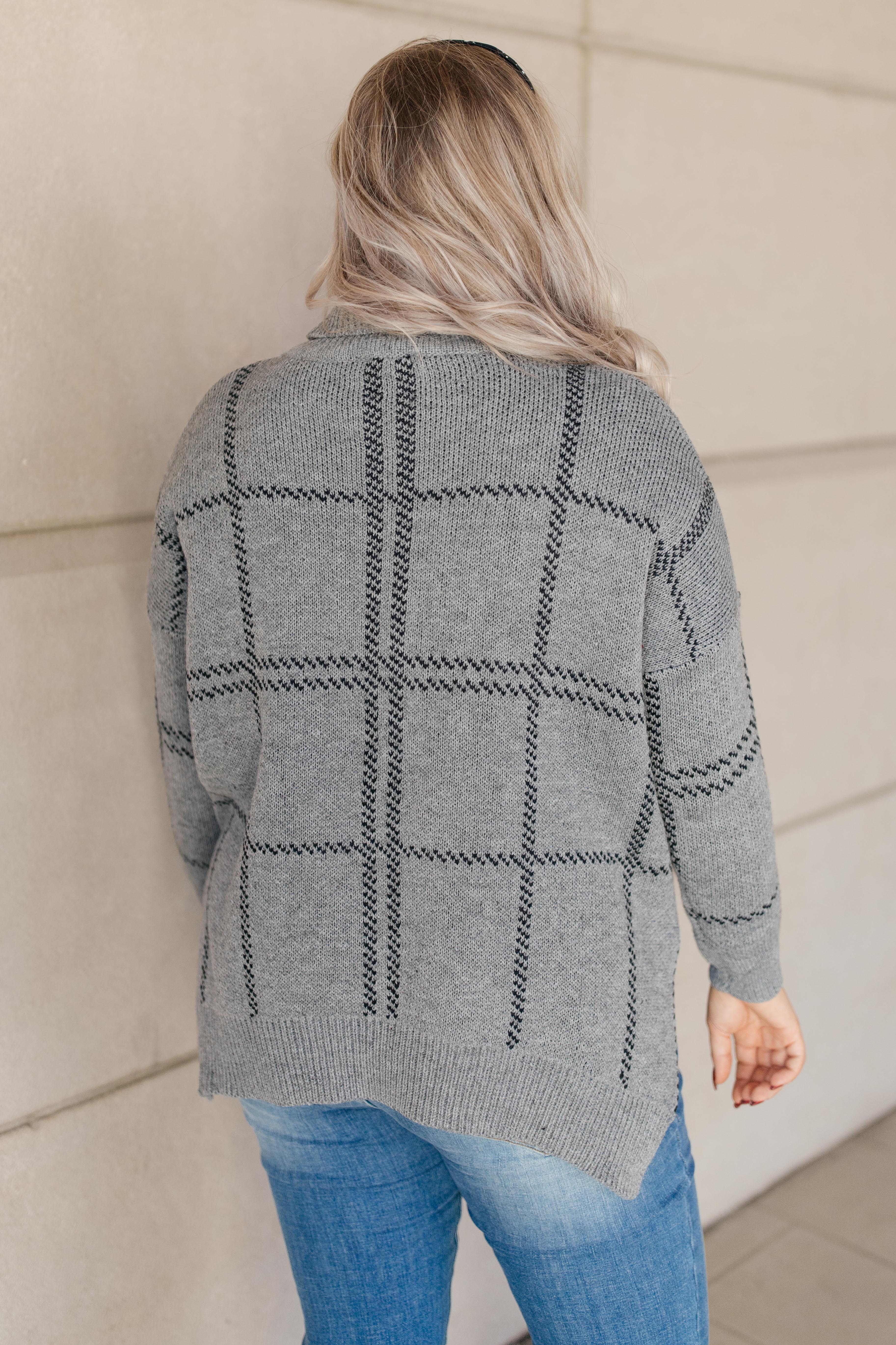 Grand Grid Print Sweater in Charcoal