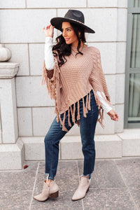 Hanging For The Weekend Poncho In Mocha