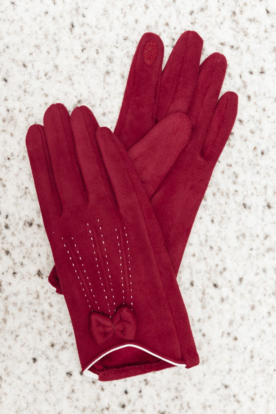 It's A Wonderful Life Gloves in Burgundy