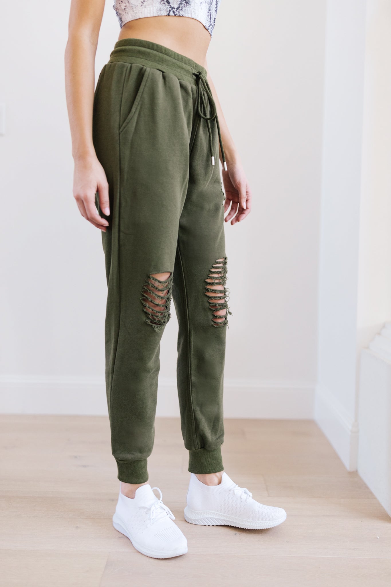 Kick Back Distressed Joggers In Olive