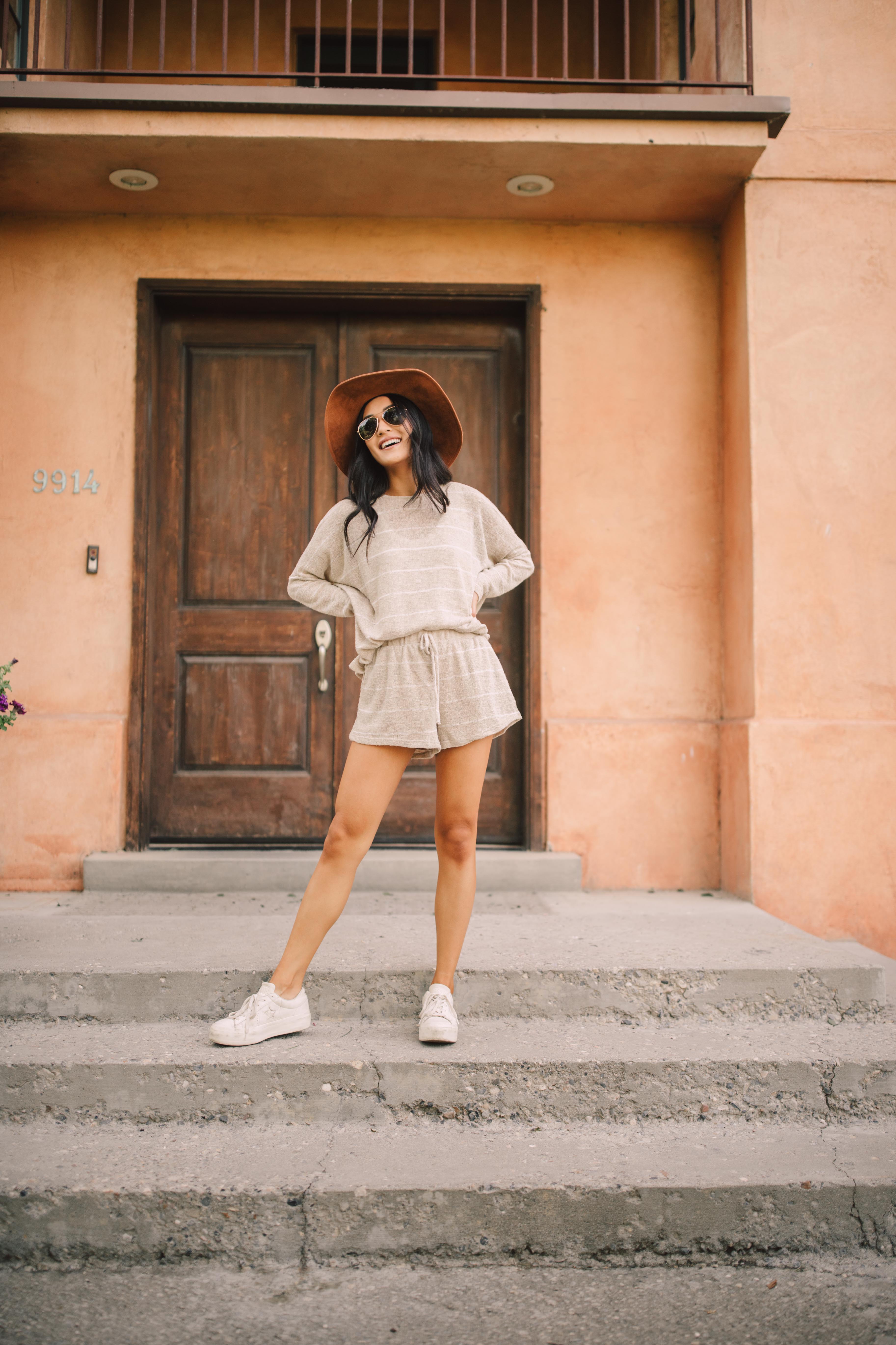 Lightweight Striped Shorts In Taupe