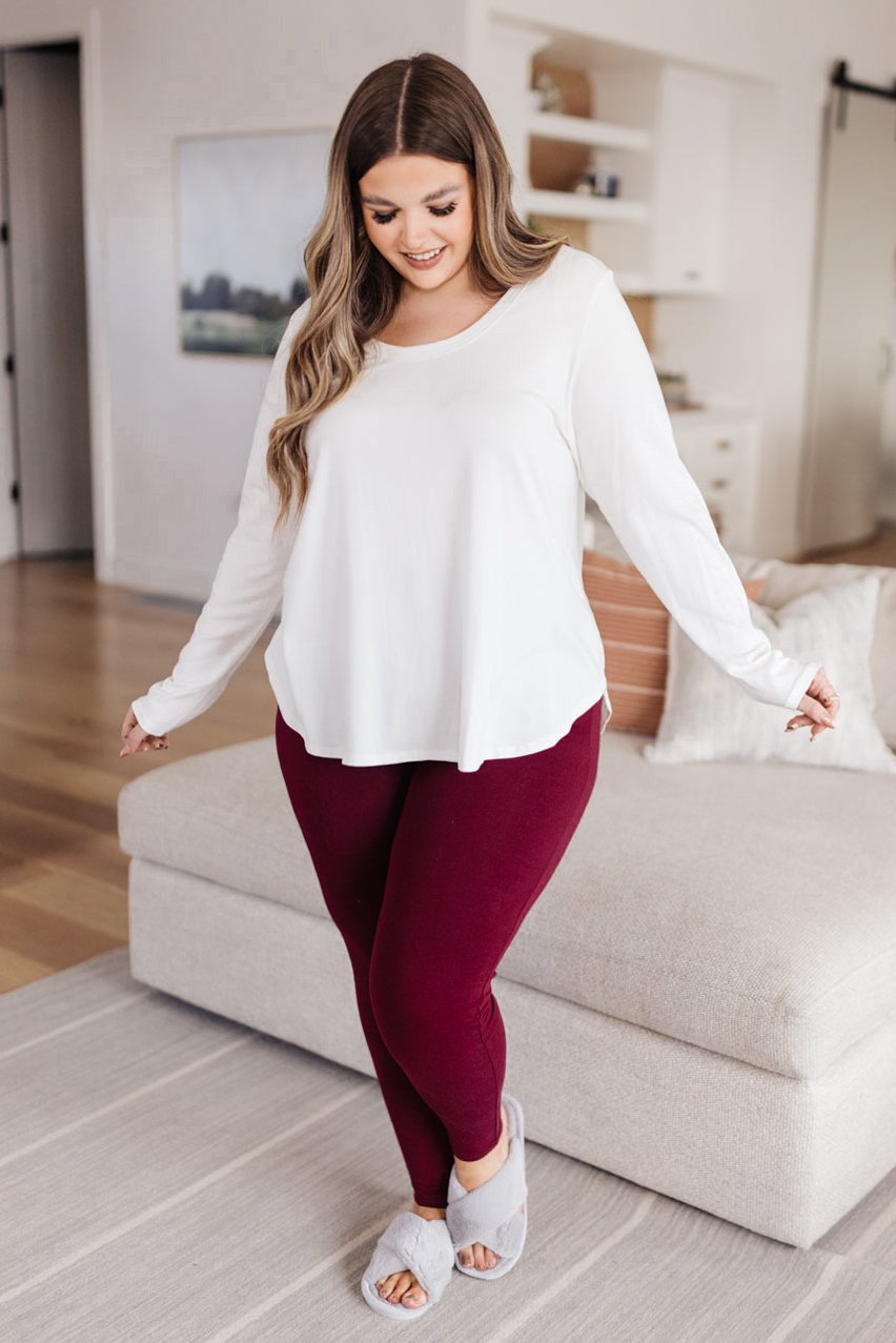 DOORBUSTER Living in Style High Waist Leggings in Burgundy