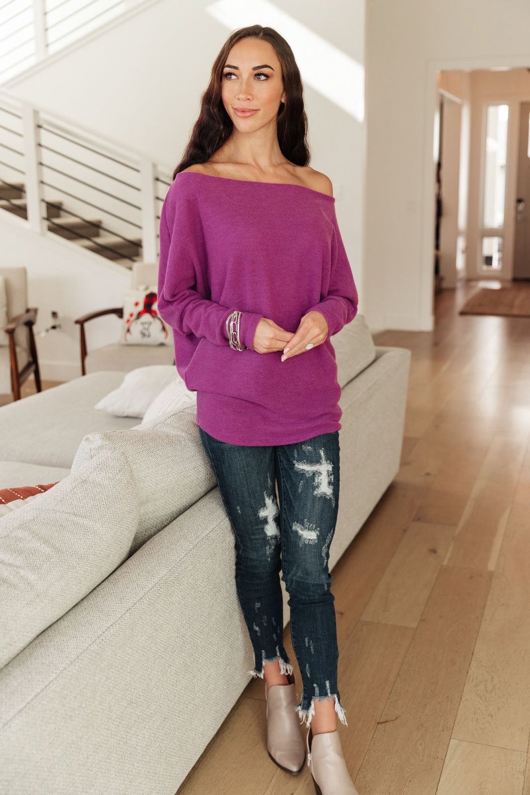 DOORBUSTER Snowed In Sweater in Magenta