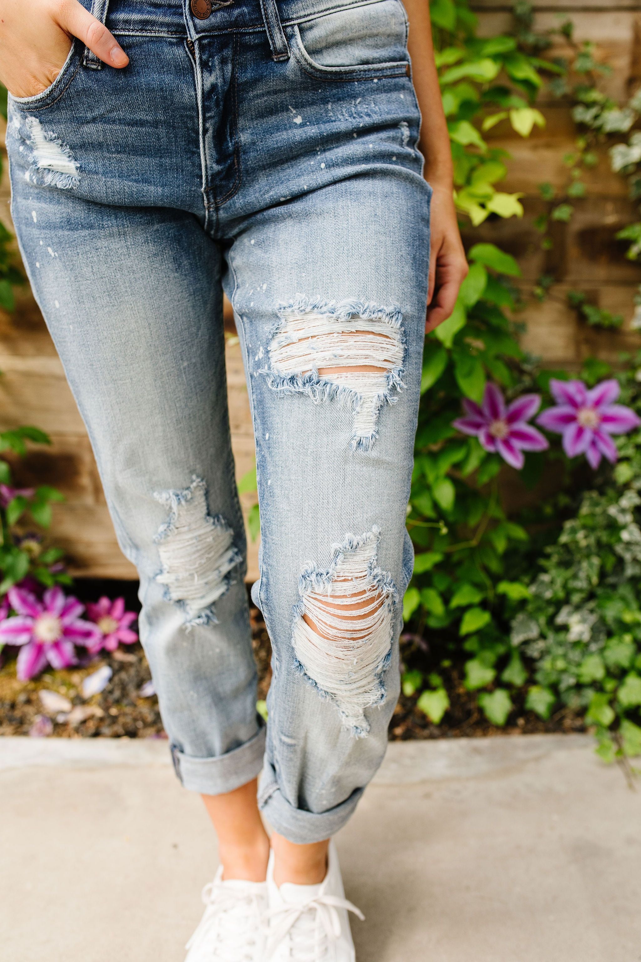 Beach Splash Destroyed Boyfriend Jeans