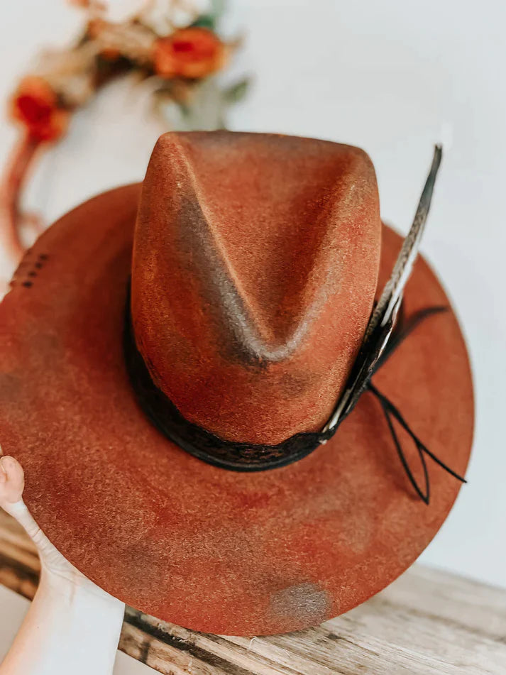 PREORDER: Queen of Hearts Distressed Fedora